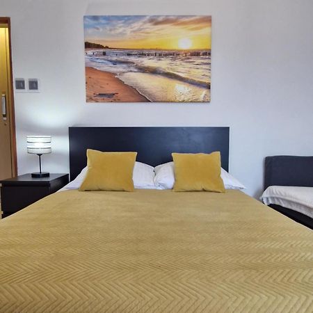 Cozy Modern Apartment Sunrise Studio 35M2 Balcony 3 Persons Krakau Exterior foto